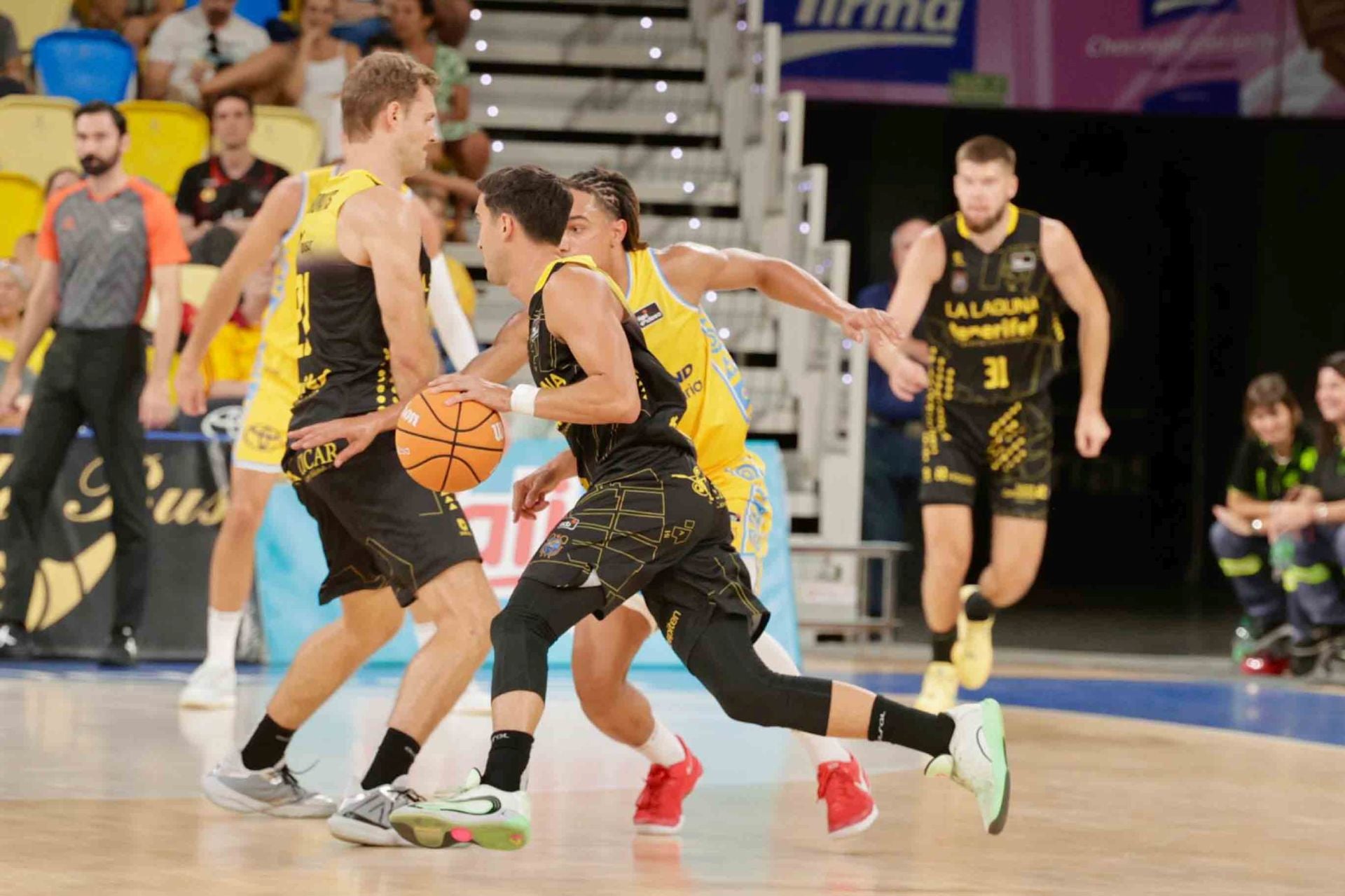 El Dreamland Gran Canaria se estrena esta temporada ante su afición en la Copa Canaria