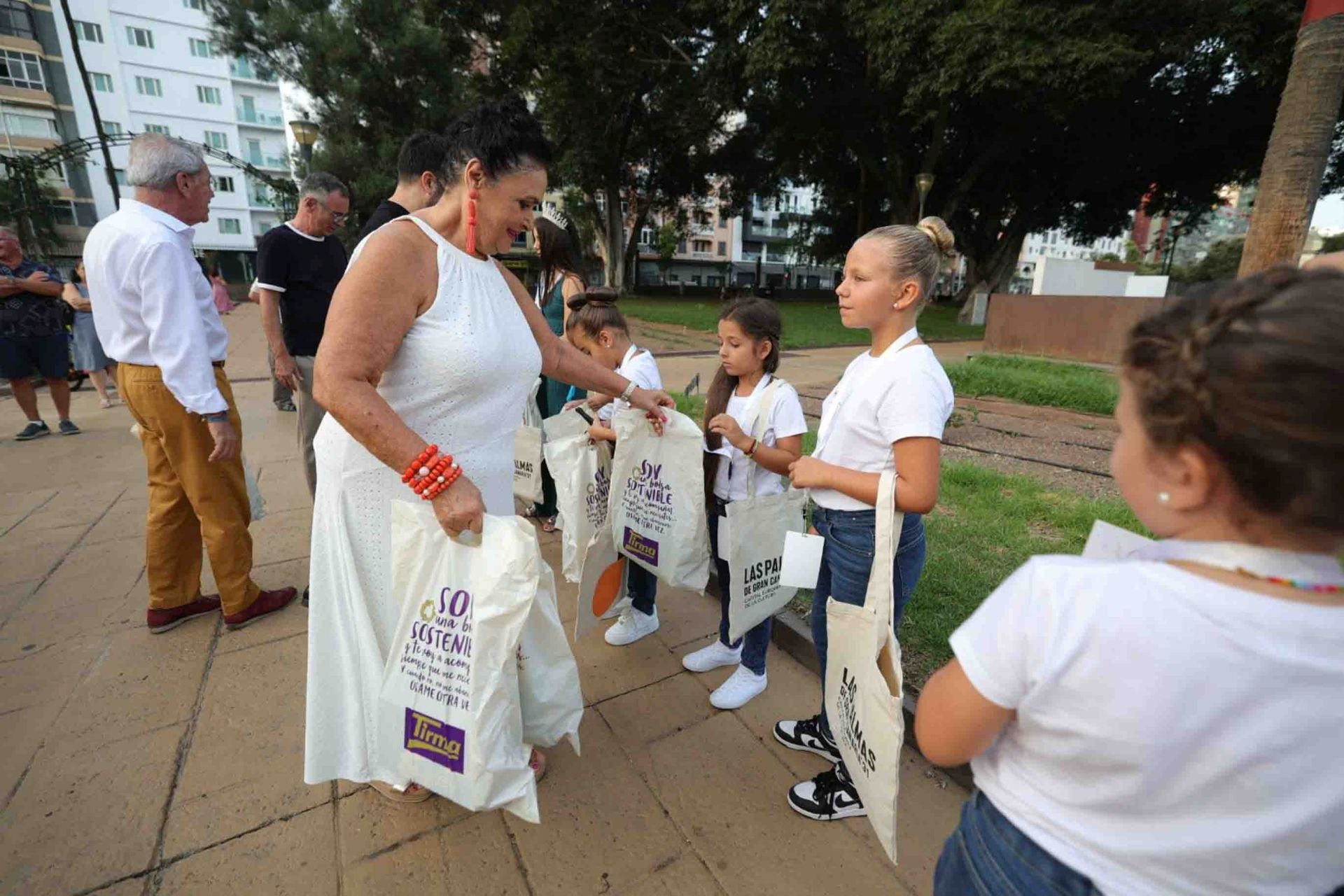 Presentación candidaturas galas fiestas de La Naval