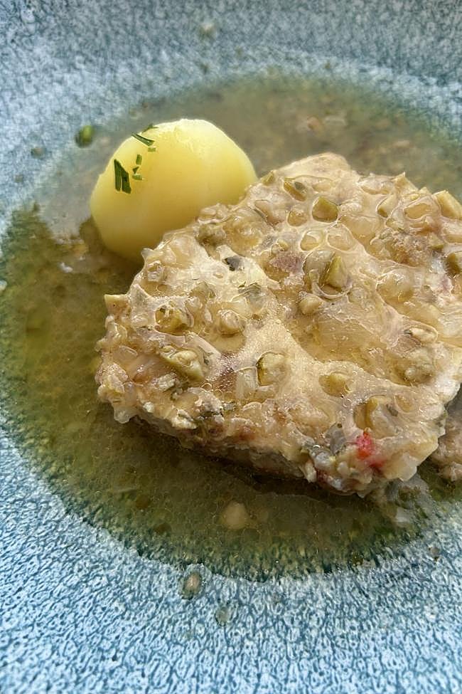 Rulo de atún. Casa Nito. Viveiro