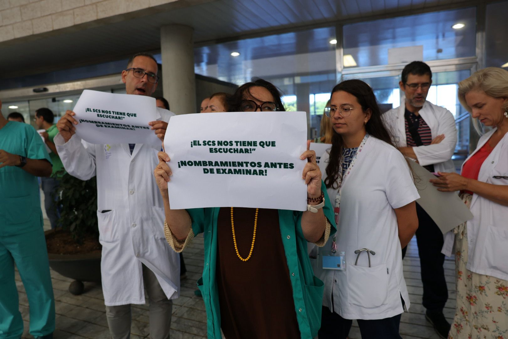 Los médicos arrancan la huelga por la estabilización