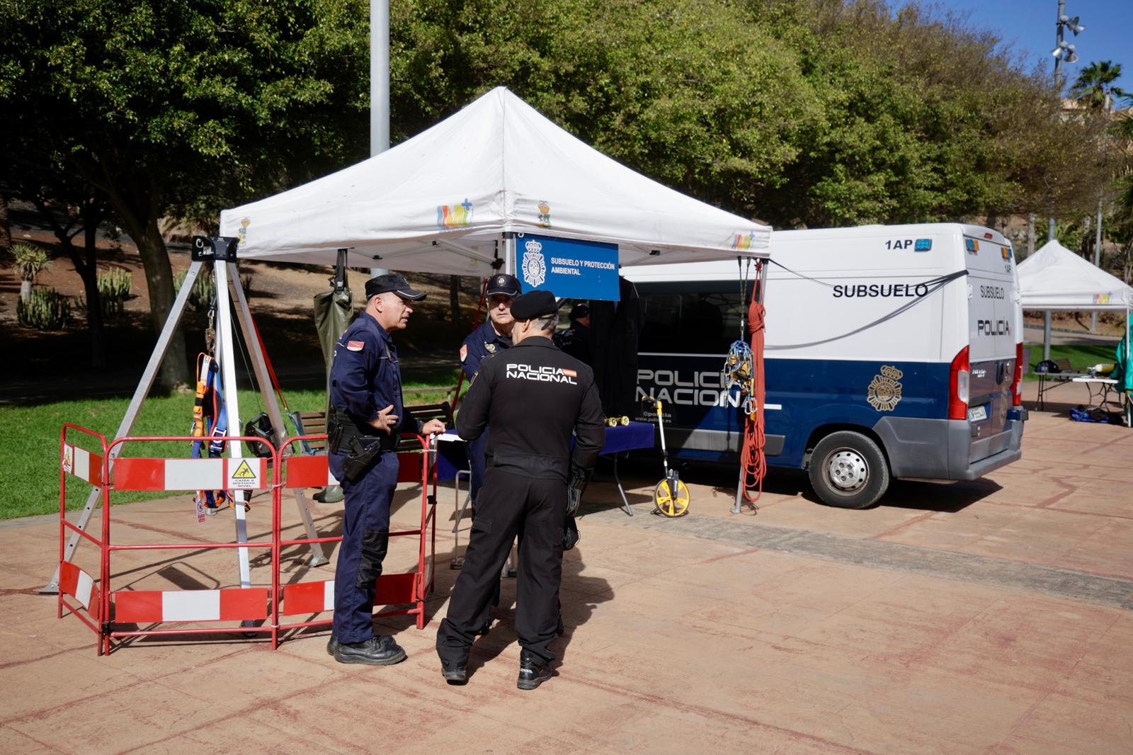 El alumnado de Primaria descubre la labor de la Policía Nacional en sus jornadas de puertas abiertas