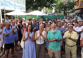 Manifestación de este martes frente a la Valentina.