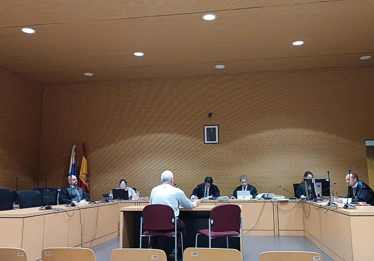 El acusado declaró ante la Sala de la Sección Primera de la Audiencia Provincial de Las Palmas.
