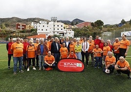 El vicepresidente de SPAR Gran Canaria, José López, asiste al acto de presentación de la temporada 20252026 del CF Panadería Pulido.