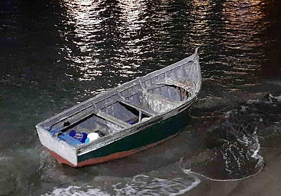 Imagen de una patera en Pozo Izquierdo.