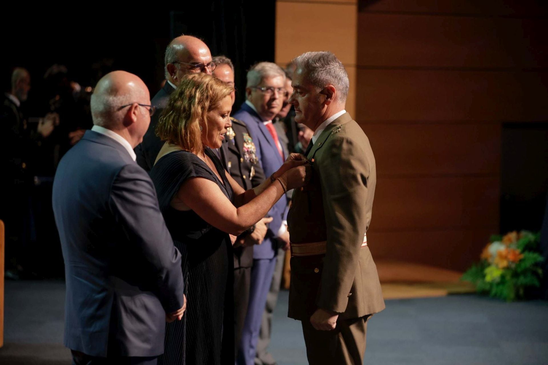 La Policía Nacional tributa un reconocimiento a 141 personas