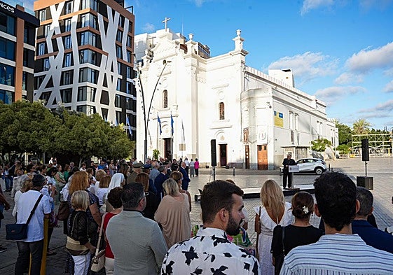 Inauguración de la fachada de la Iglesia de La Luz.