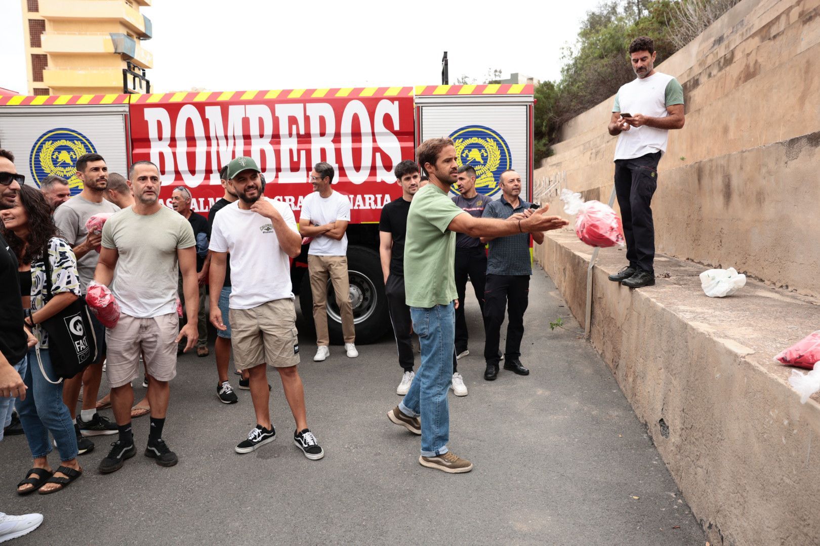 Los bomberos alzan la voz en el Parque Central Miller Bajo