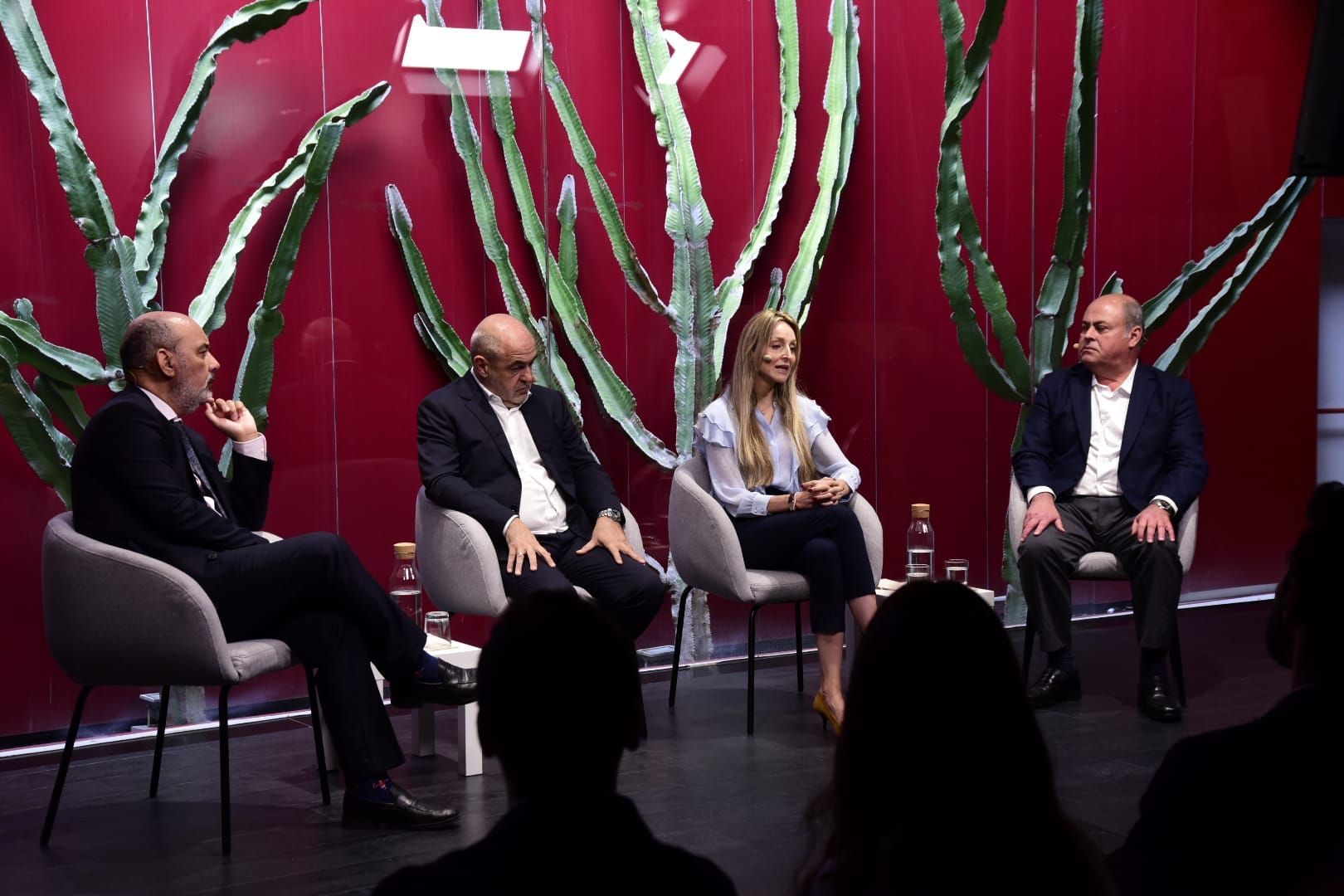 FORO CANARIAS7 &#039;Industria con carácter canario: innovar o naufragar&#039;, en imágenes