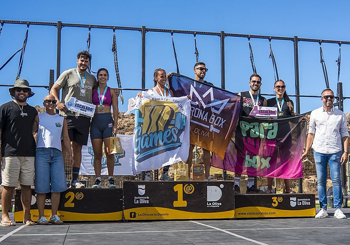 Una de las escenas que dejó la entrega de premios.