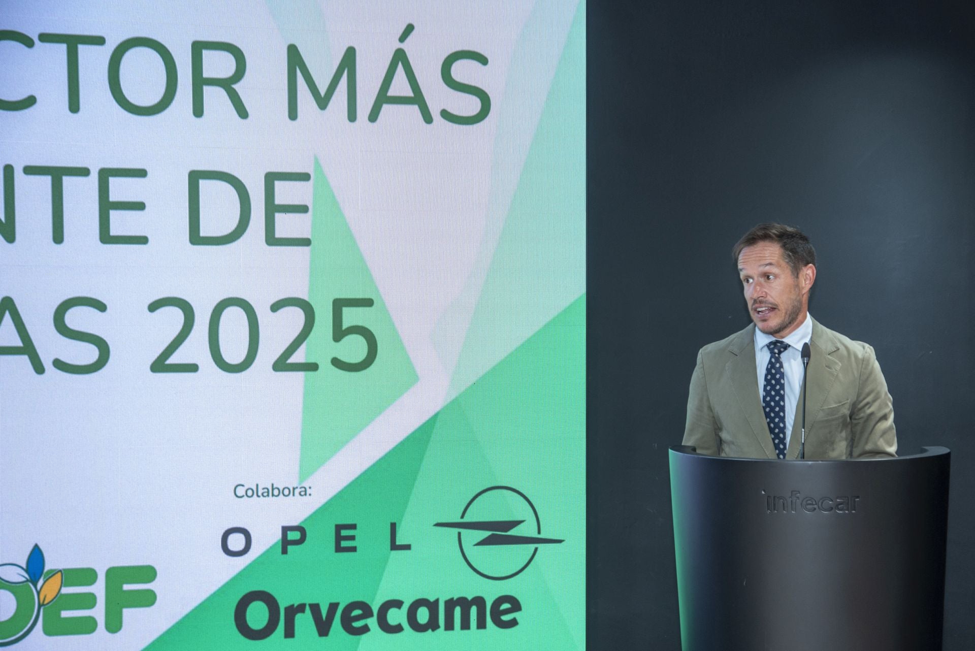 Canarias premia a sus conductores más eficientes