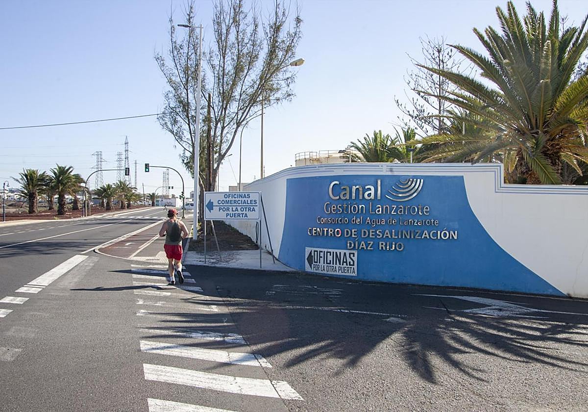 Instalaciones de Canal Gestión Lanzarote, aún responsable del ciclo integral del agua.