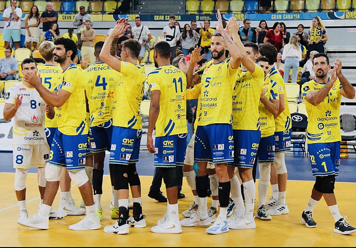 Con el debut de Osmany Juantorena en Maspalomas, Sergio Miguel Camarero ha podido ver en acción a los 14 jugadores de su plantilla.