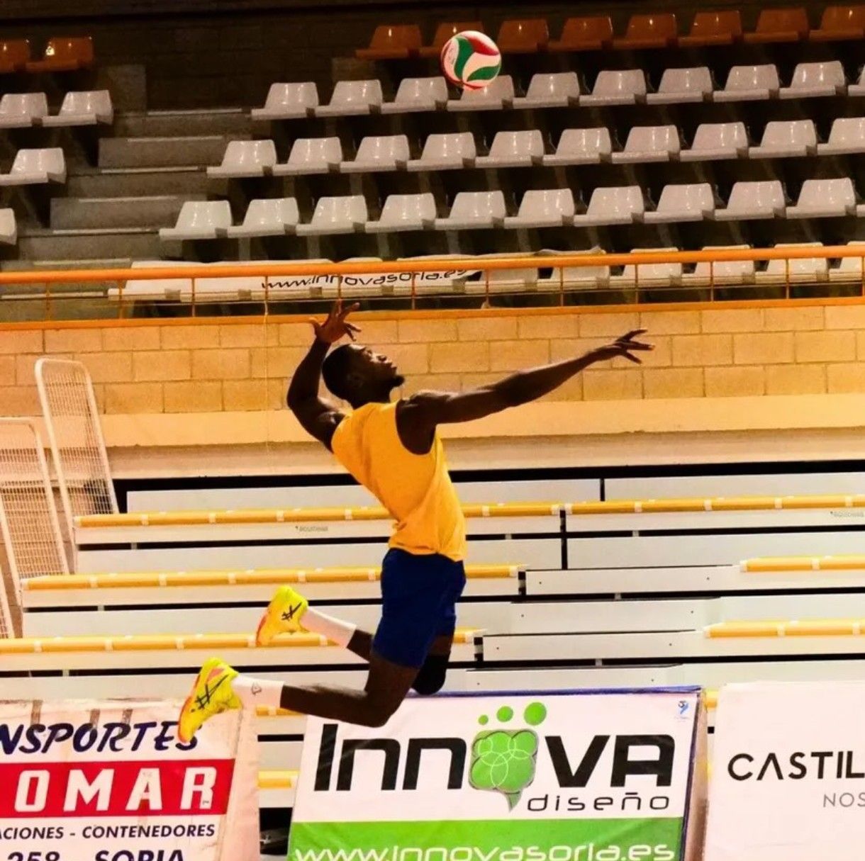 Helder Spencer, en pleno vuelo.