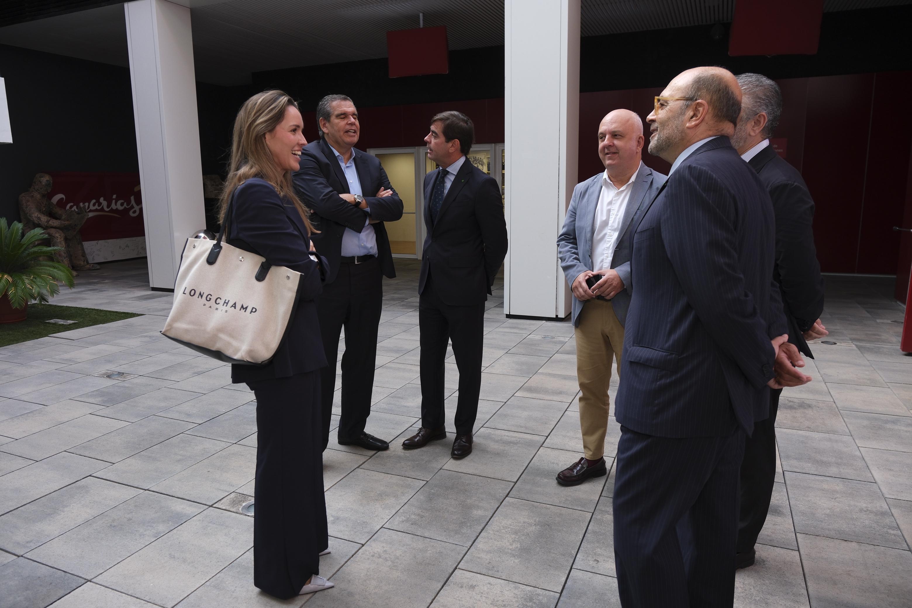 Foro CANARIAS7 | &#039;Intermodalidad en Canarias: retos y oportunidades en el transporte aéreo y marítimo&#039;, en imágenes