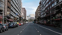 Todo sucedió en la calle Rafael Cabrera, a la altura del Teatro Pérez Galdós.