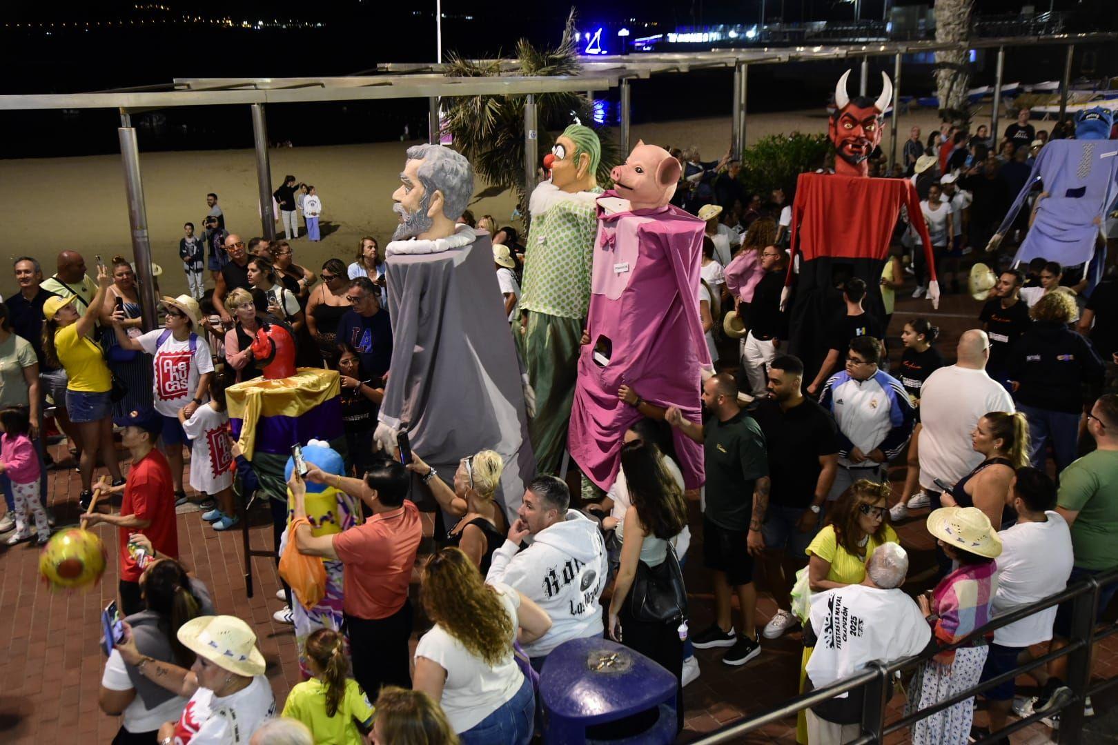 Chapuzón tradicional en La Naval
