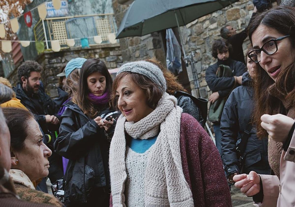Seresesky dirigiendo a Carmen Machin en su filme 'Lo nunca visto'.