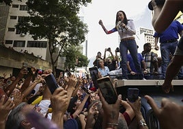 Corina Machado acaba de ser galardonada con el Nobel de la Paz.