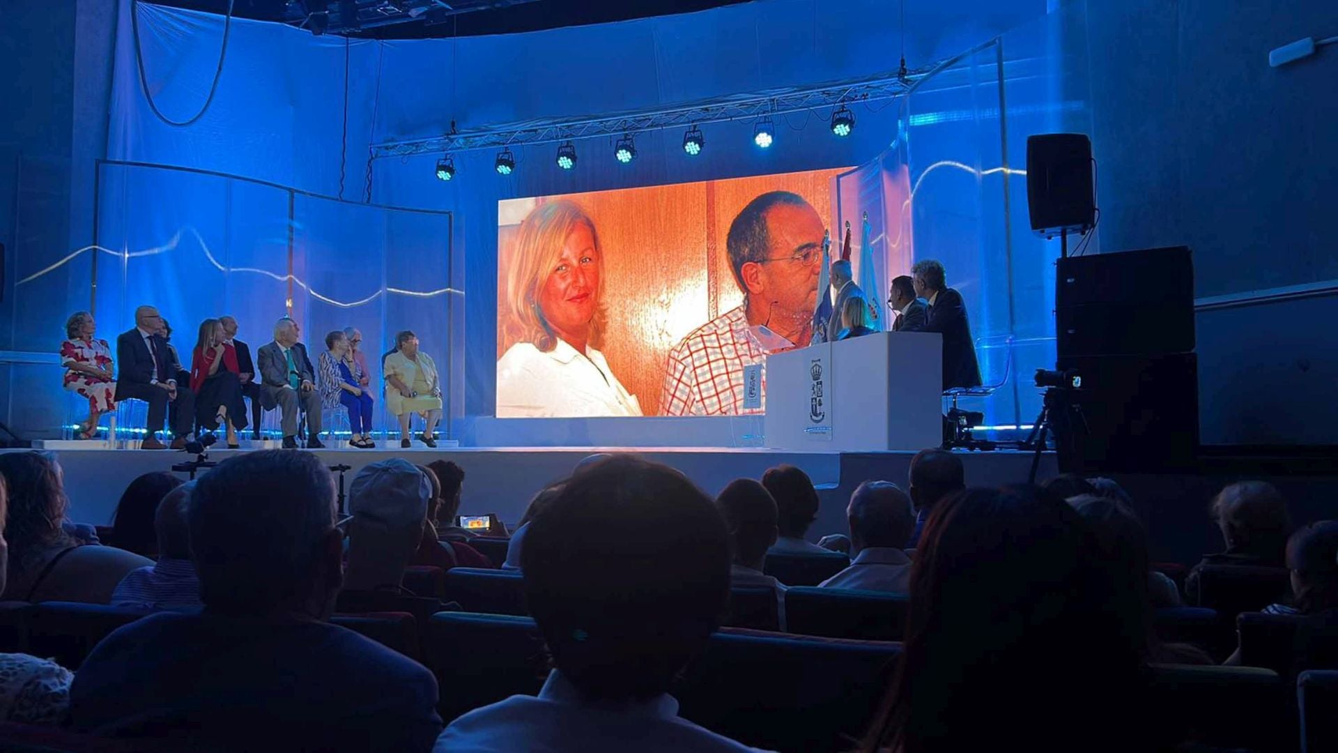 San Bartolomé rinde homenaje a once vecinos que han dejado huella en el municipio