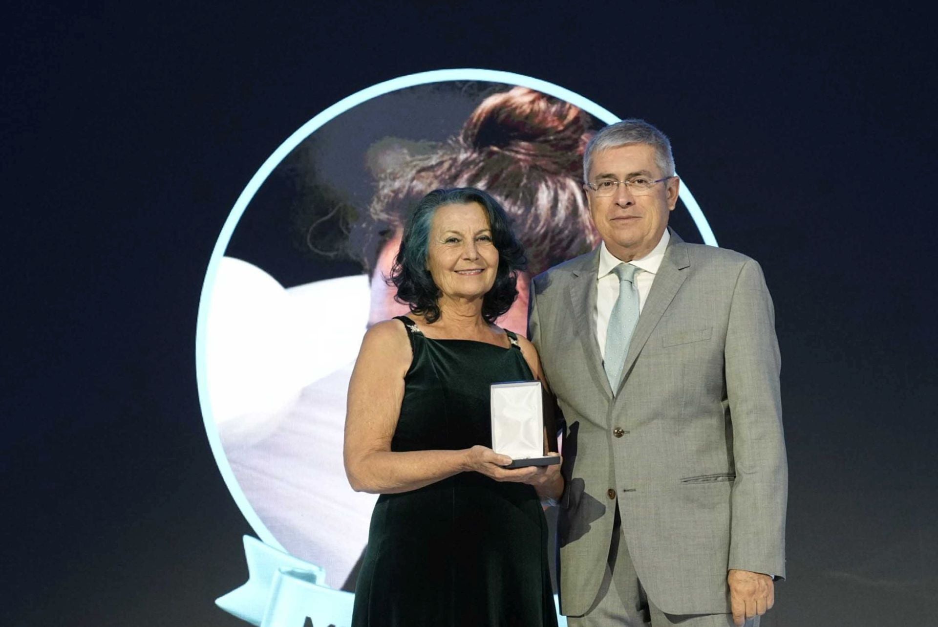 San Bartolomé rinde homenaje a once vecinos que han dejado huella en el municipio