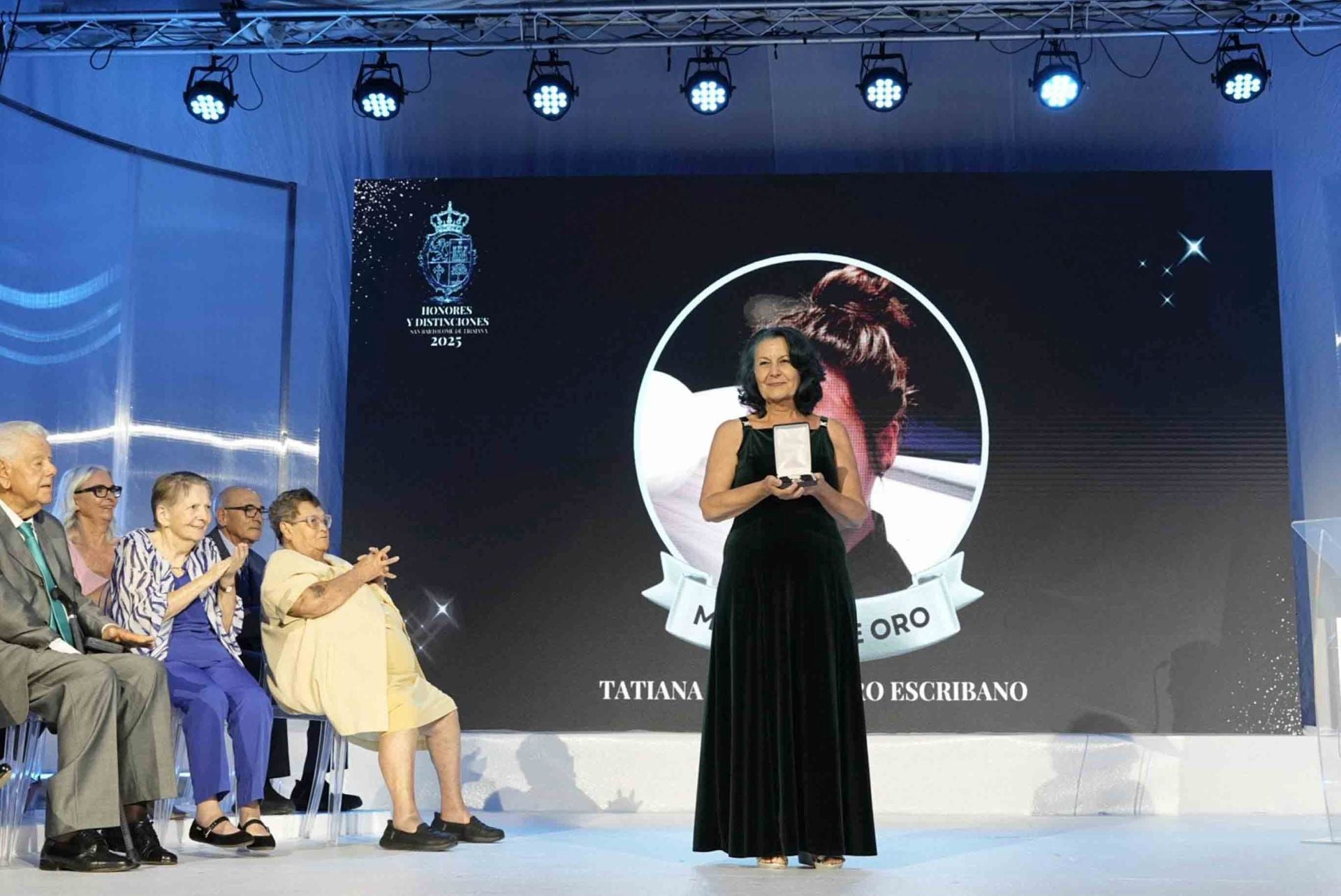 San Bartolomé rinde homenaje a once vecinos que han dejado huella en el municipio