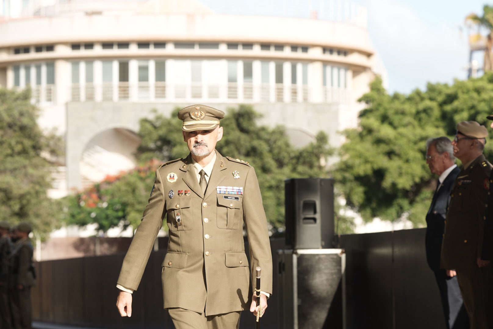 La Naval revive la historia: la recreación de la batalla naval llena de luz y tradición las calles de La Isleta