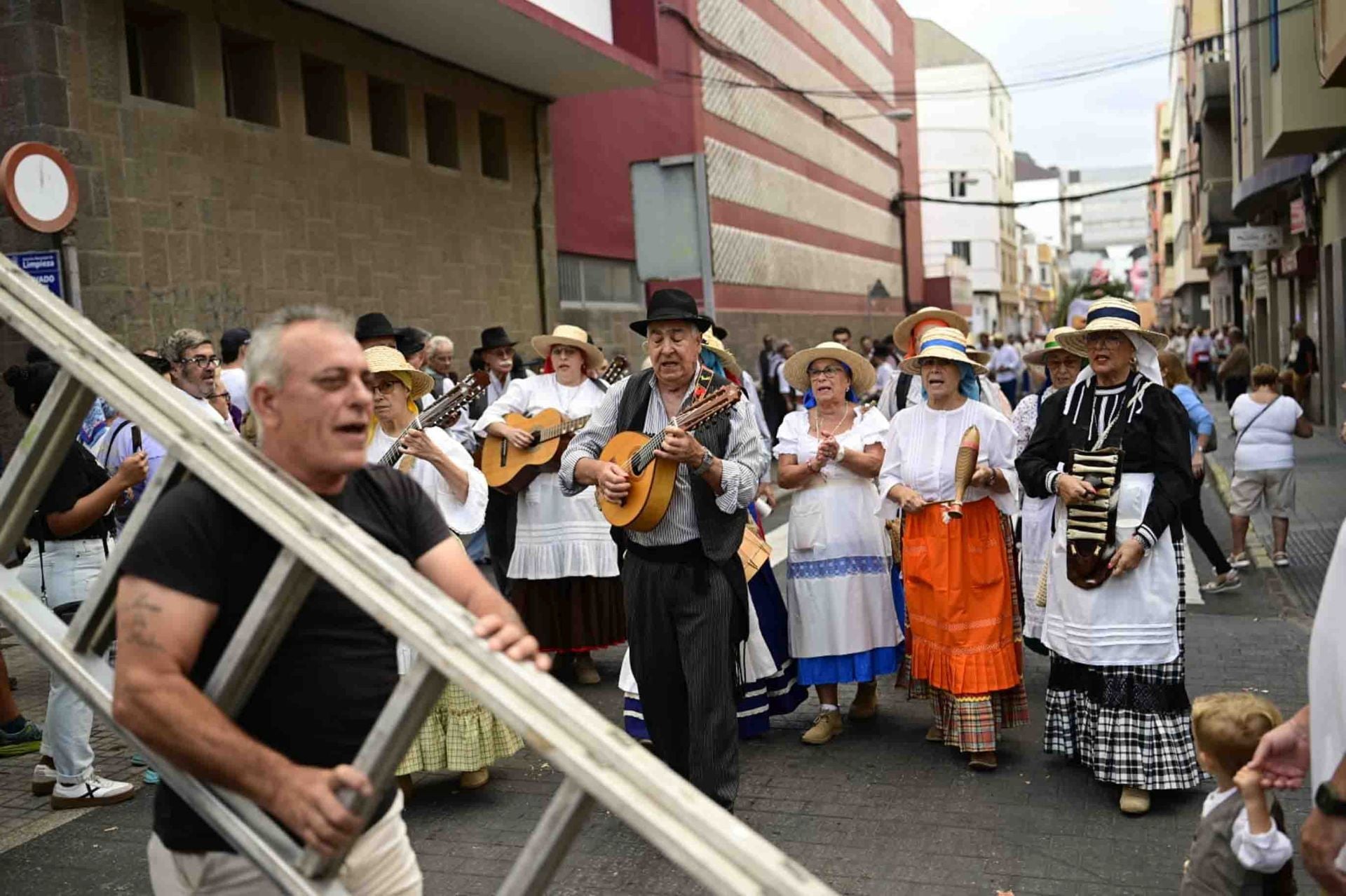 Guanarteme se viste de romería llena de color y tradición