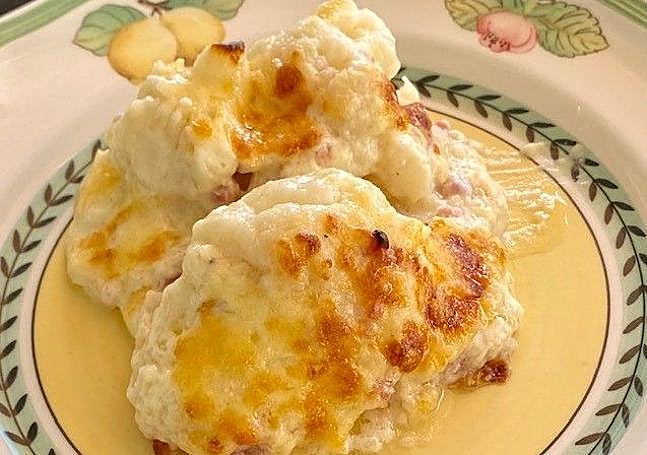 Coliflor con bechamel de jamón