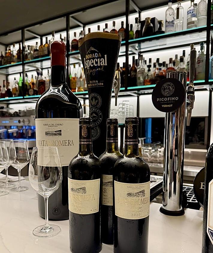 Imagen secundaria 2 - Jean Leon de Bodegas Torres, cata de Ron Aldea y vinos de Matarromera