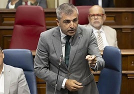 Domínguez ve un «atraco a mano armada» la subida de cotizaciones para los autónomos y ofrece 'cuota cero'