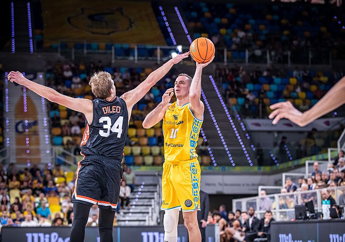 Uno de los momentos del partido de este miércoles.