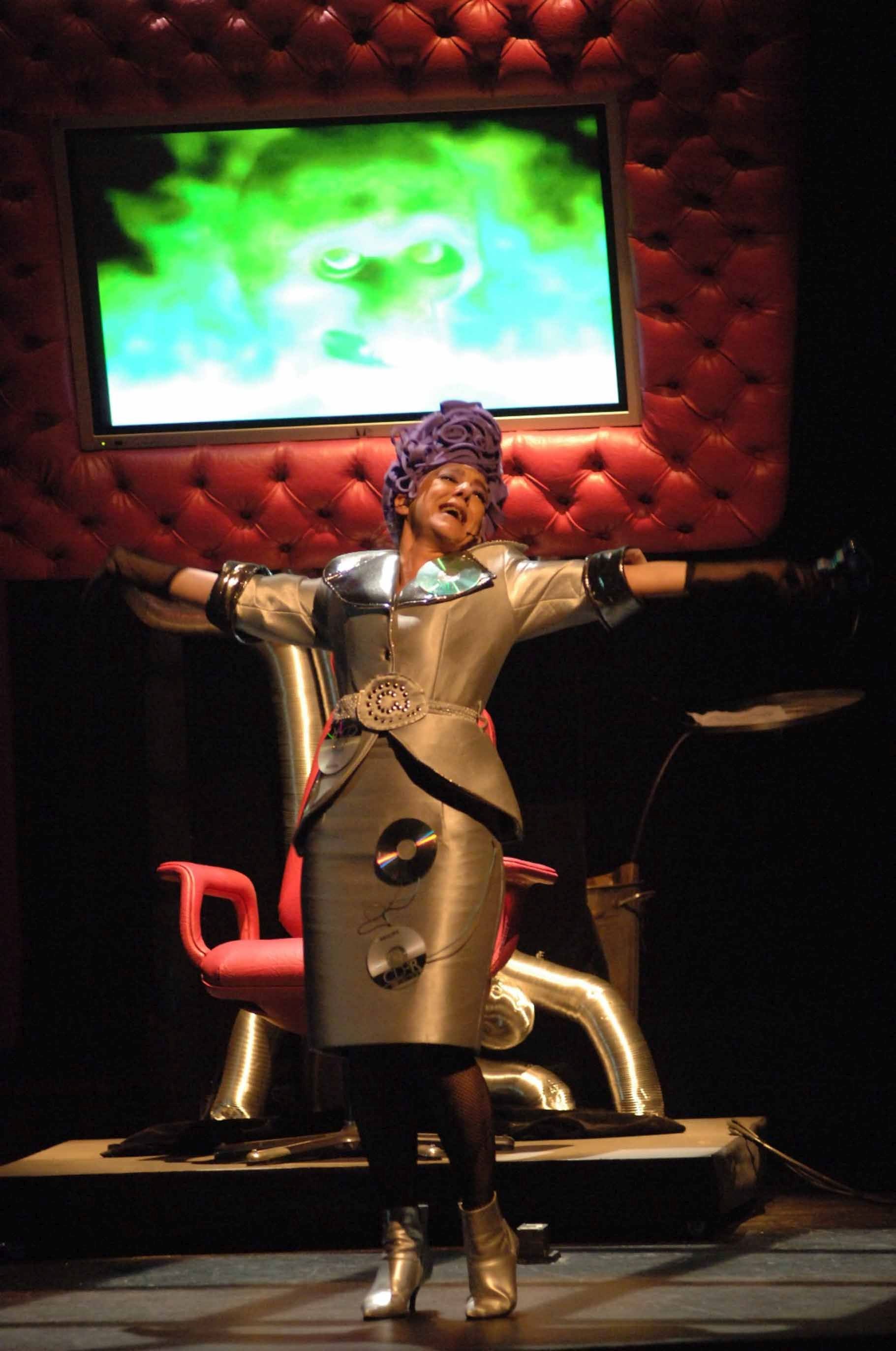 Zalakadula cumple 30 años