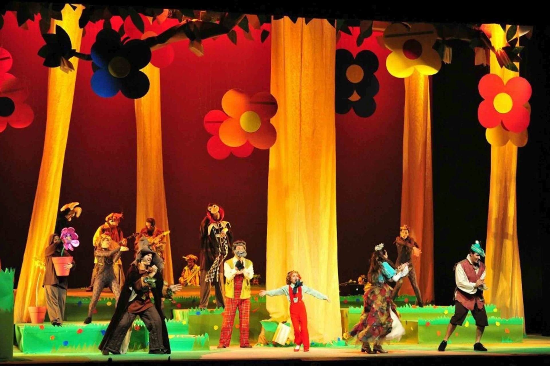 Zalakadula cumple 30 años