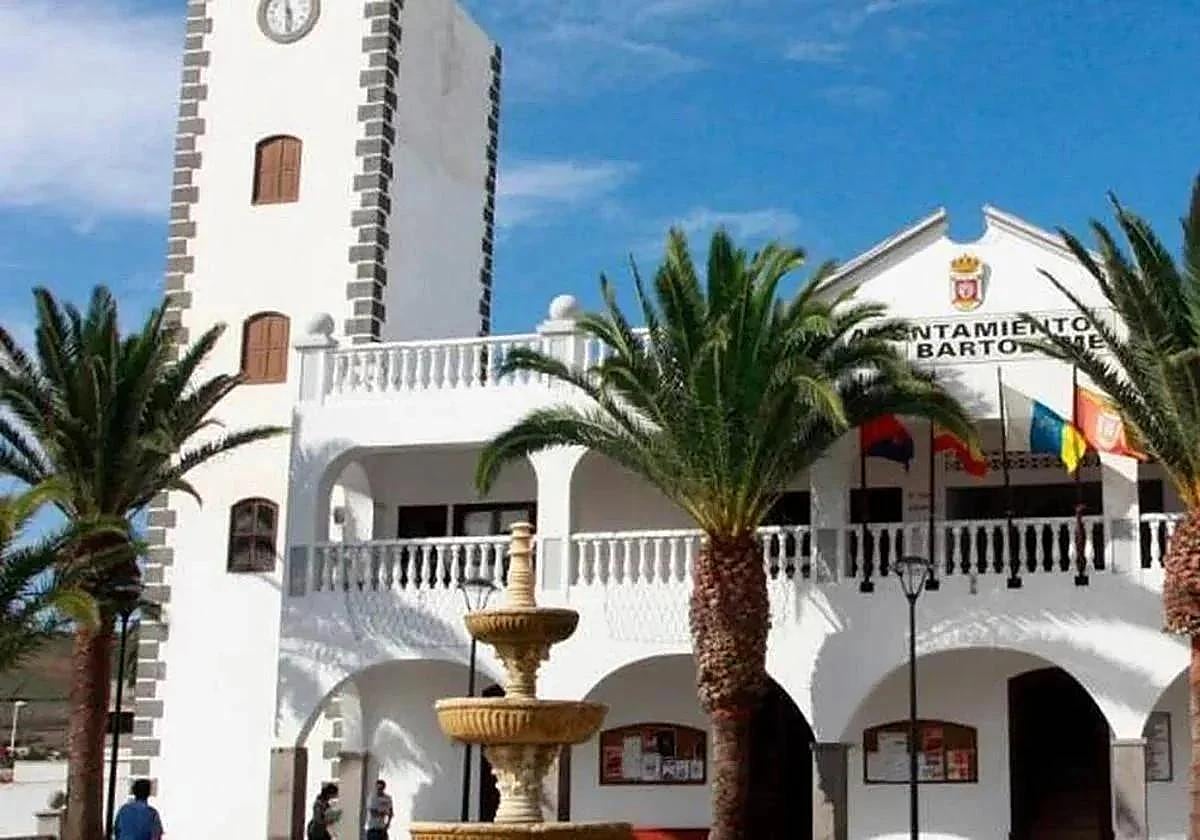 Ayuntamiento de San Bartolomé.