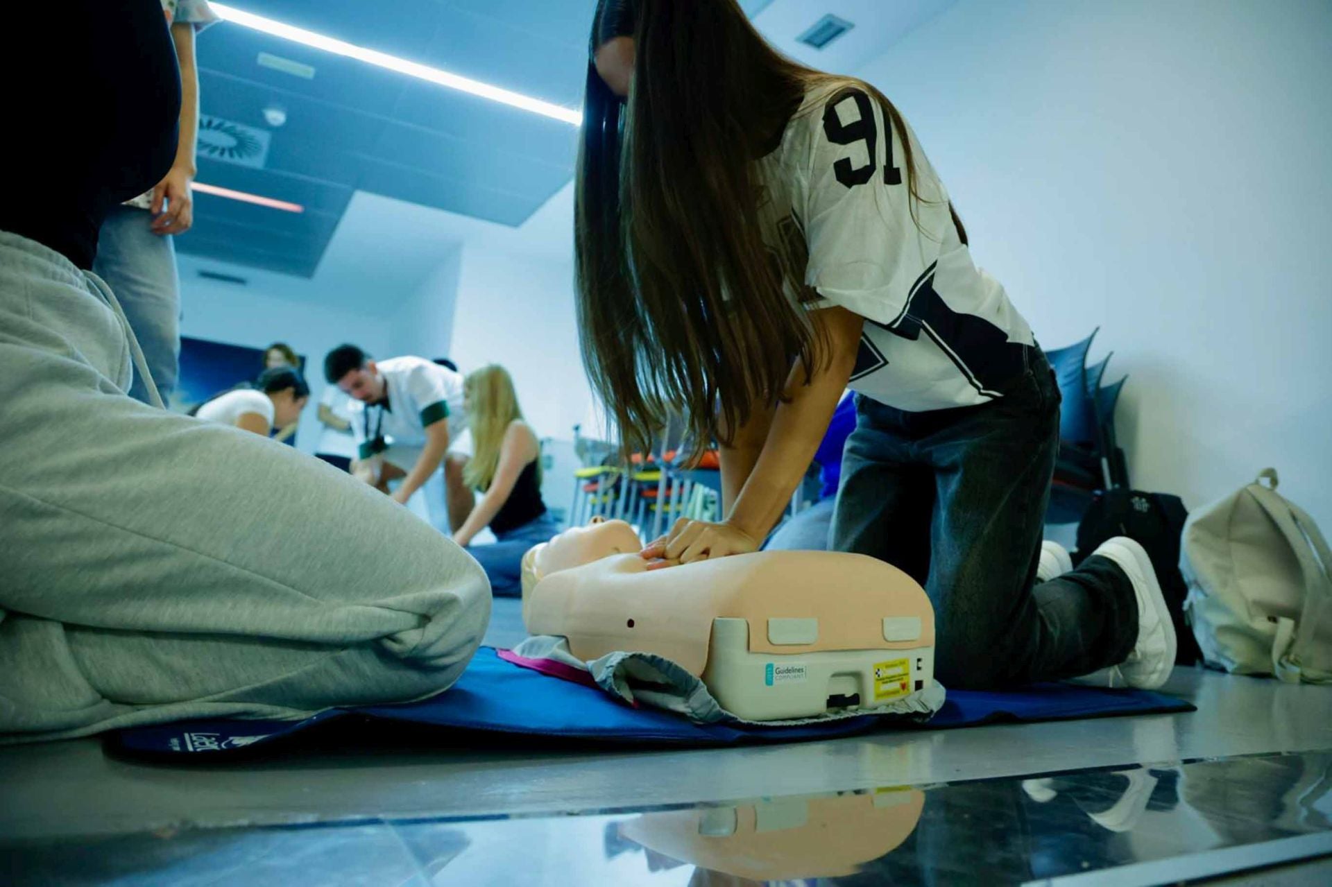 500 personas participan en jornadas sobre reanimación cardiopulmonar