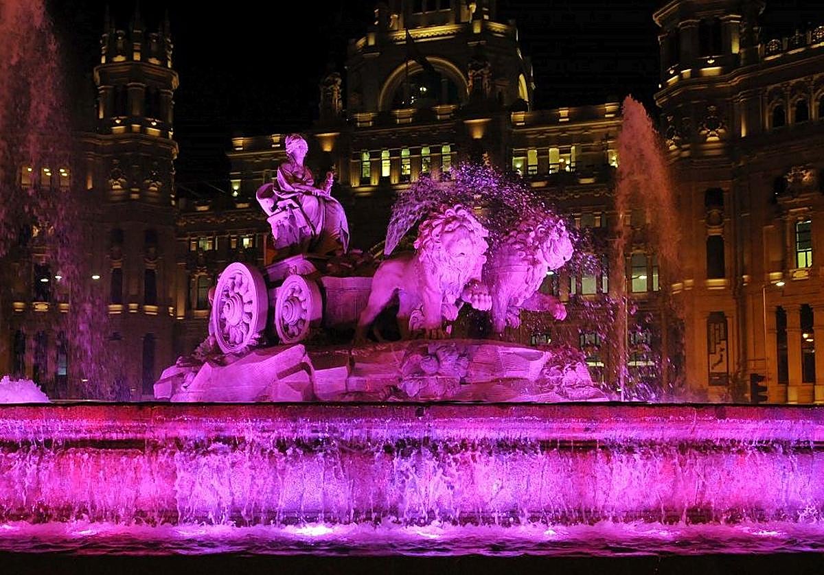 La Cibeles también se suma a la concienciación