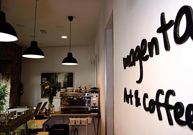 Magenta Art & Coffee