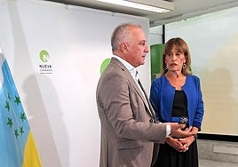 El secretario general y la portavoz adjunta de NC-BC, Luis Campos (i) y Esther González. c7