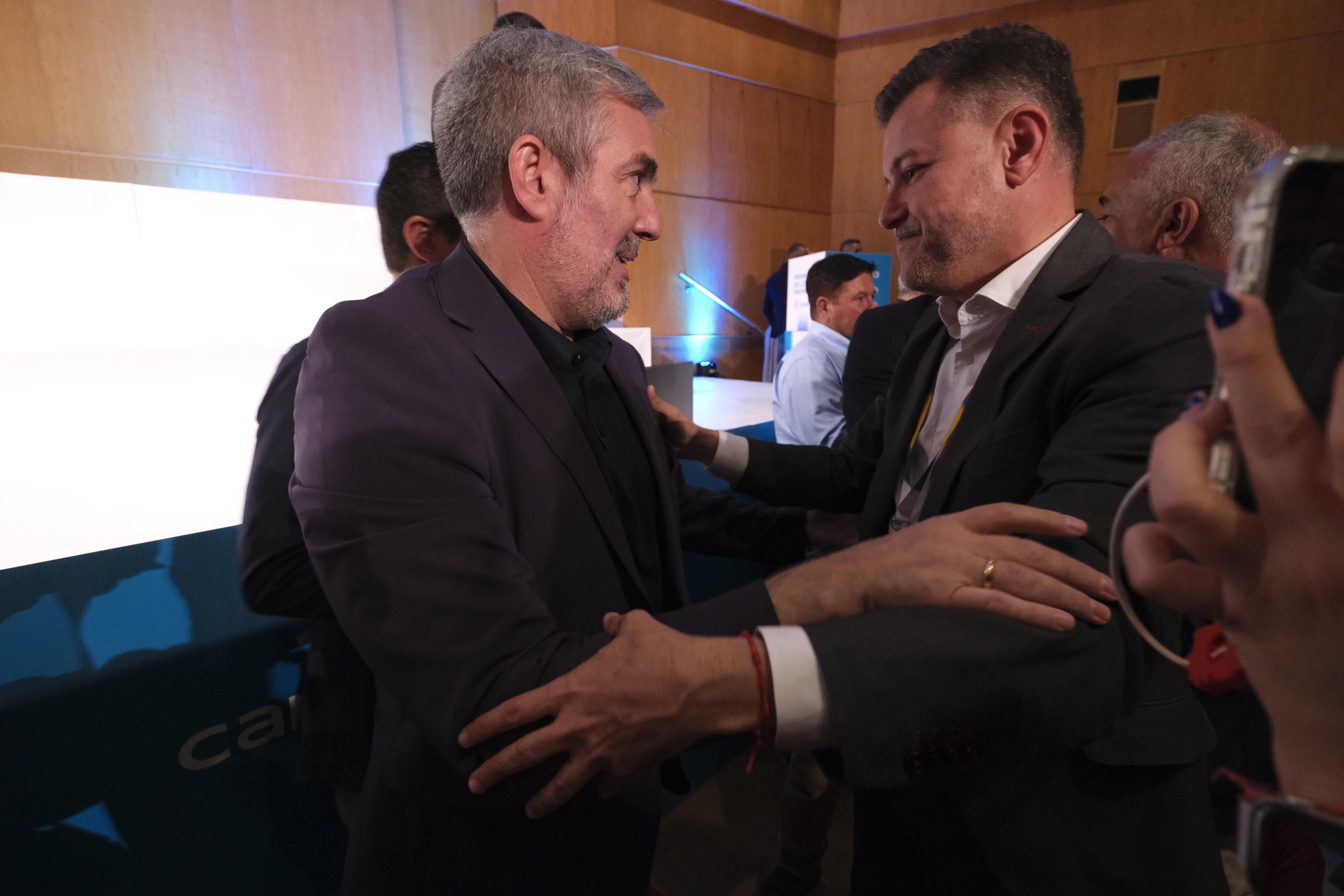 La segunda jornada del congreso de Primero Canarias, en imágenes