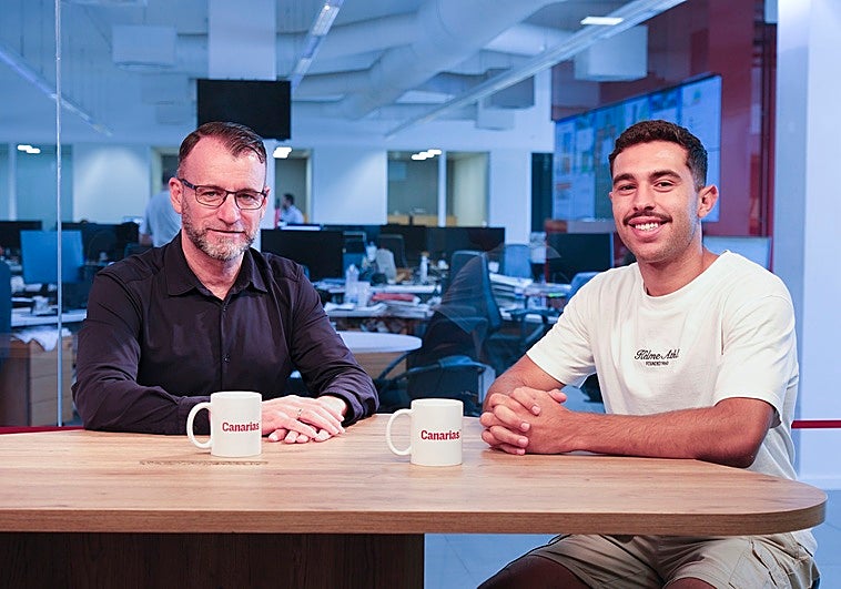 Imagen de José Carlos Álamo y Óliver Viera en las instalaciones de CANARIAS7.