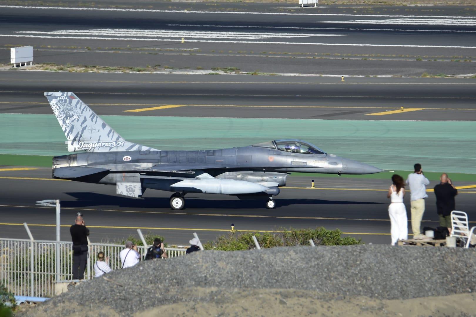Maniobras de la OTAN sobre el cielo de Canarias, en imágenes