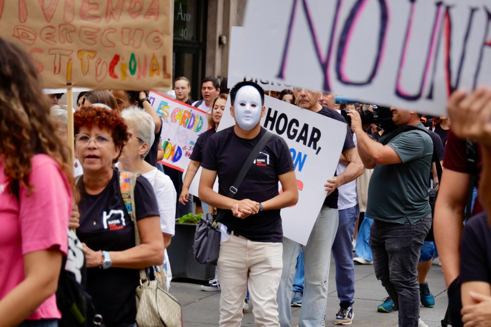 Cáritas da voz y rostro a las personas sin hogar