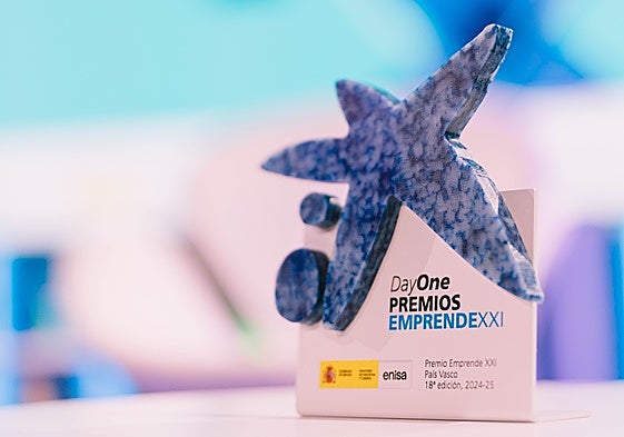 CaixaBank y Enisa lanzan la 19.ª edición de los Premios EmprendeXXI con nuevas categorías y reconocimientos