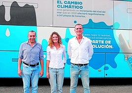 De izquierda a derecha, Ezequiel Navío, Letizia Campanale y Óscar Zamora.