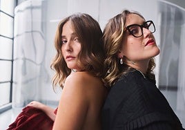 Marilia y Denise Gutiérrez posando en 'Por qué será'