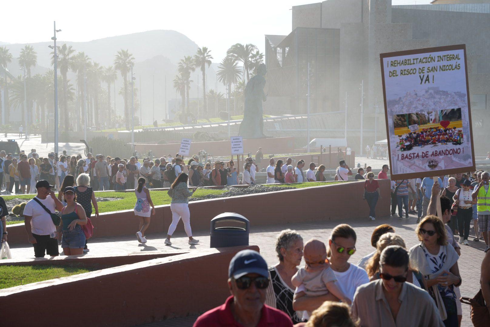 Manifestación &#039;Por la ciudad que merecemos&#039;, en imágenes