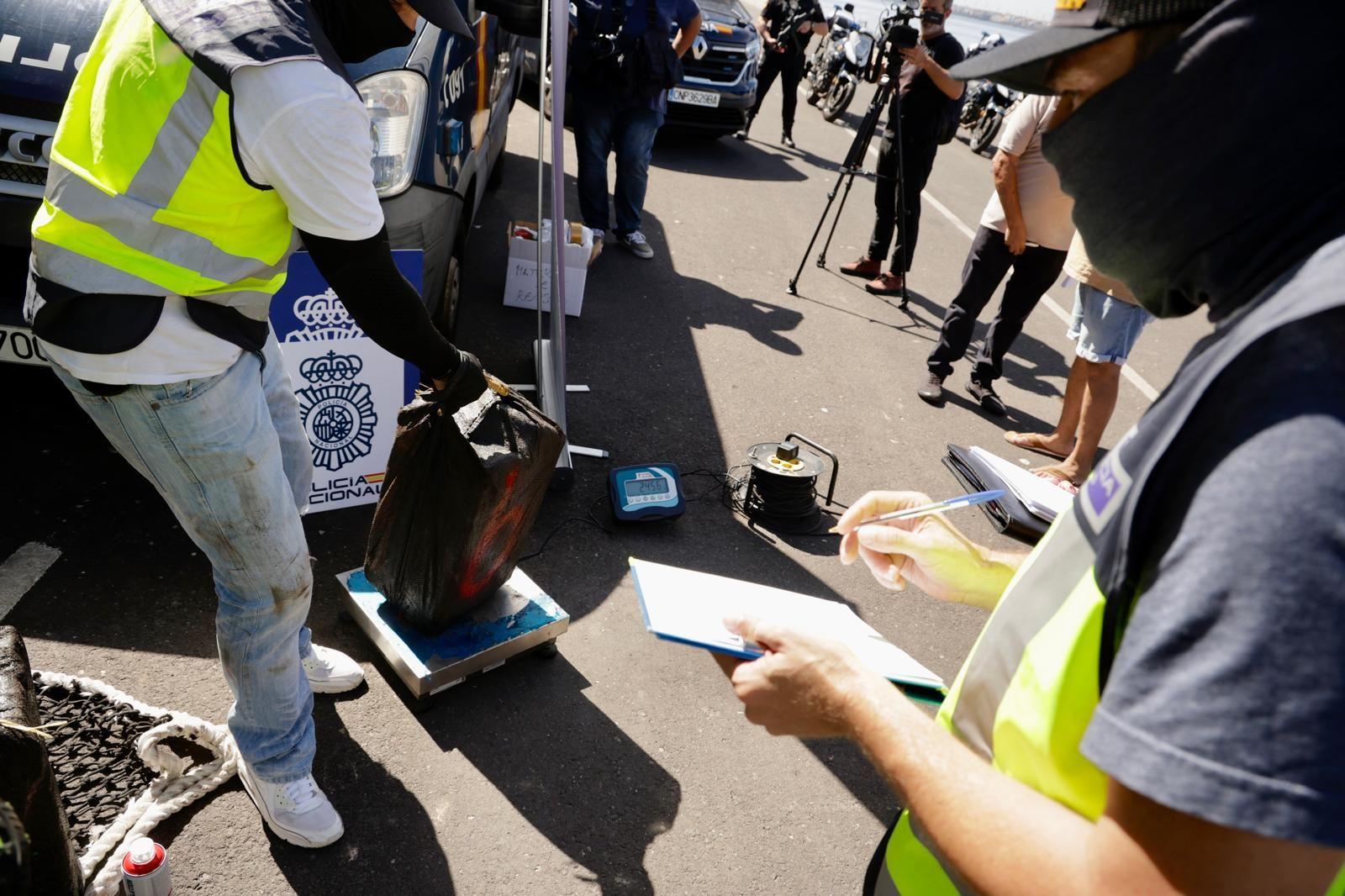 Así fue el desembarco de 4.000 kilos de cocaína en el puerto de Arinaga