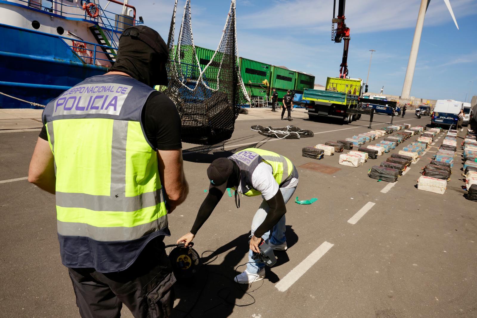 Así fue el desembarco de 4.000 kilos de cocaína en el puerto de Arinaga