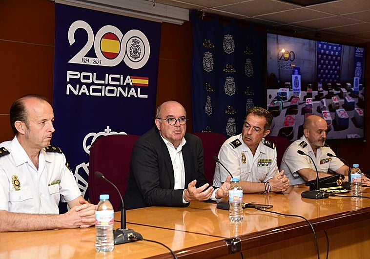 De izquierda a derecha, Emilio Rodríguez Ramos, Anselmo Pestana, Jesús María Gómez Martín y Alberto García.